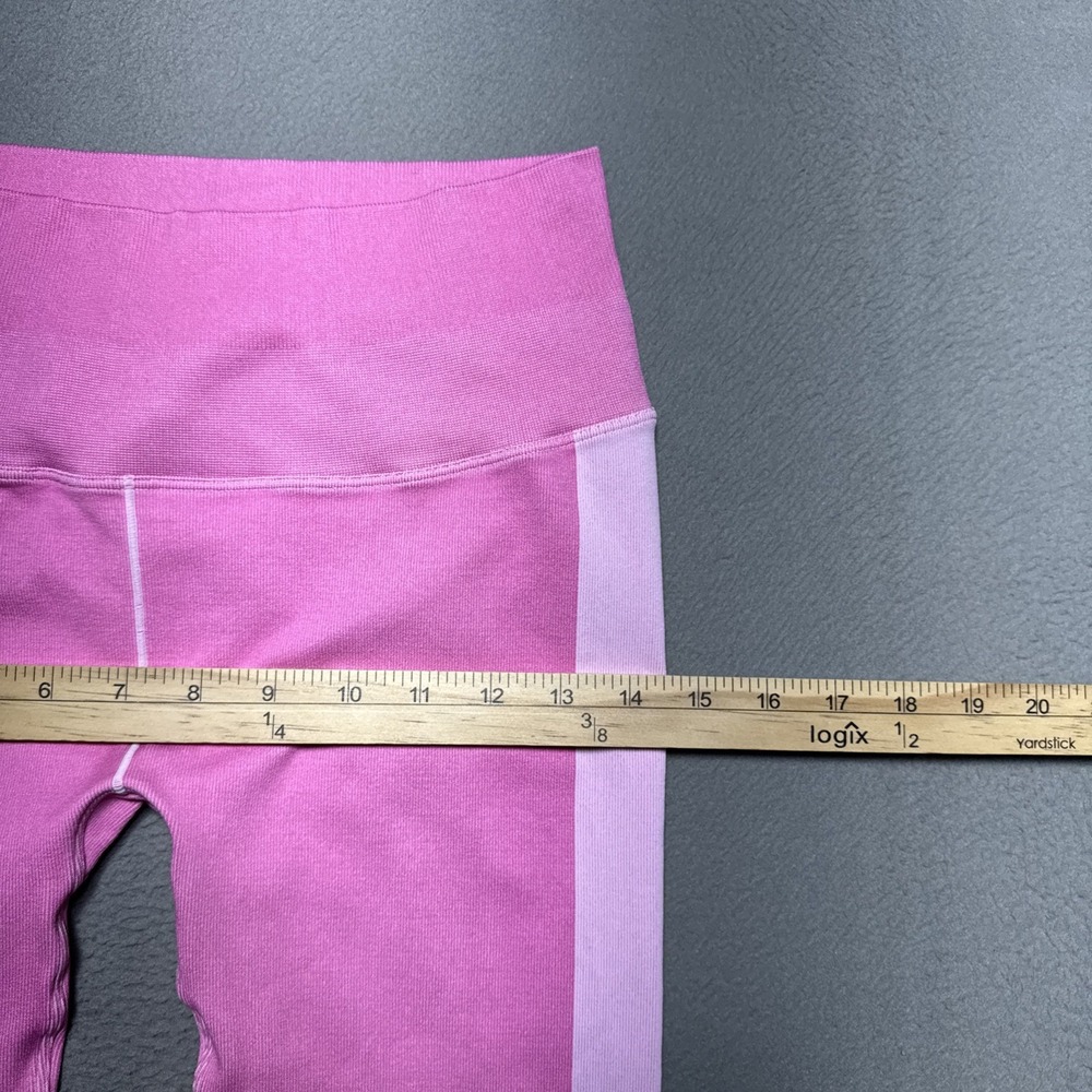 Peloton Seamless Legging Womens Sz Medium Pink Cropped Cycling Athletic Comfort - Picture 3 of 9